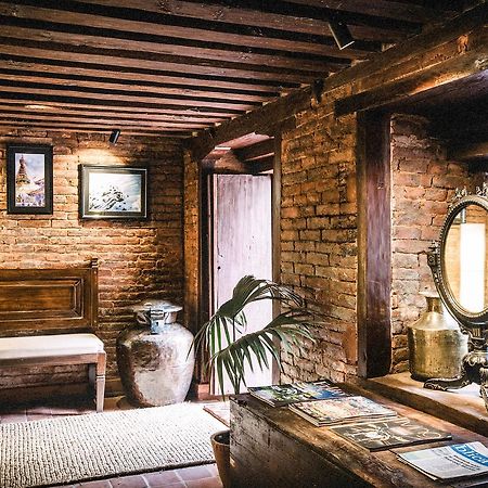 Hotel Patan House Катманду Екстериор снимка